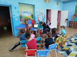 Правила безопасности в Новогодние праздники Правила безопасности в Новогодние праздники.